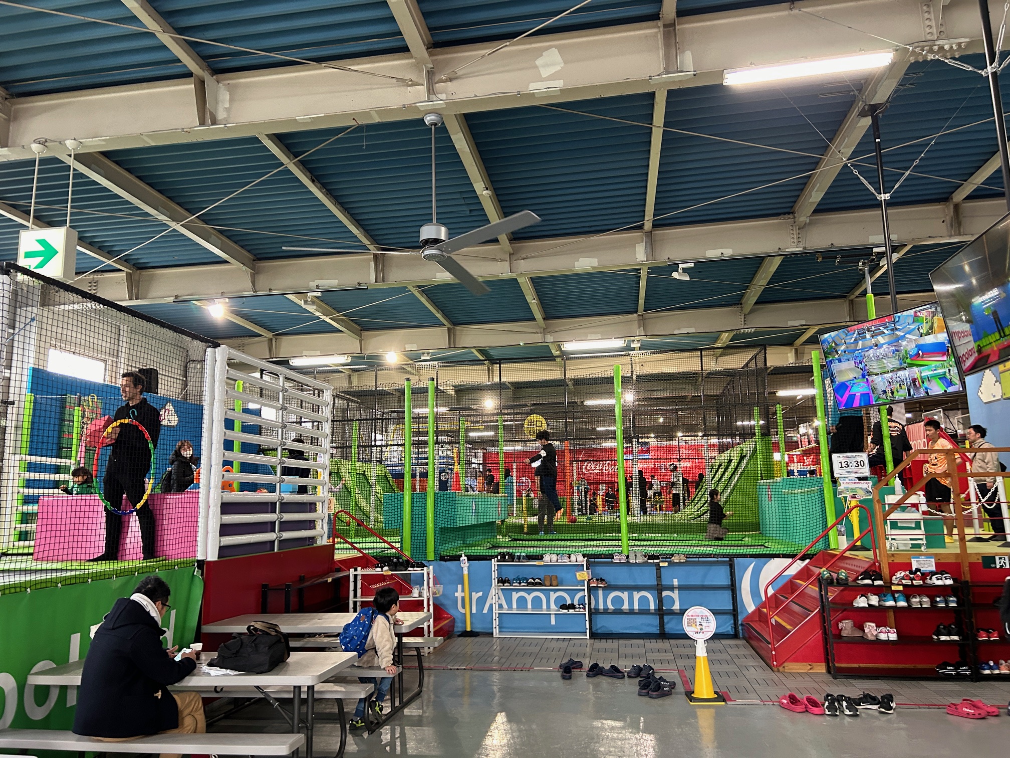 トランポランド埼玉】スクーターランドもある屋内遊び場！ - 子育てを