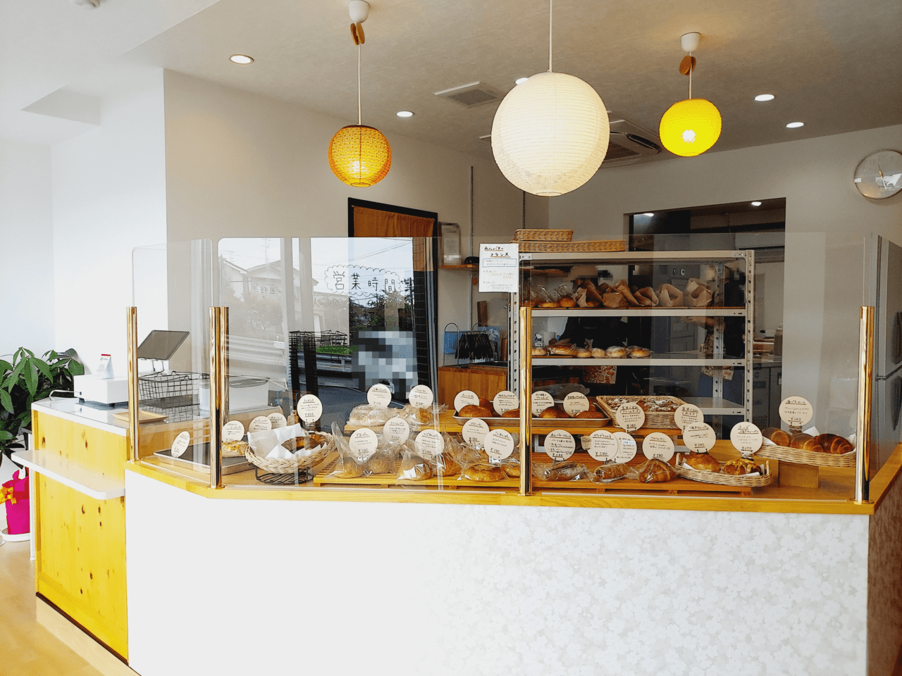 安八町】かわいいシカのマークが目印。「ほんわかパン屋さん」はソフト