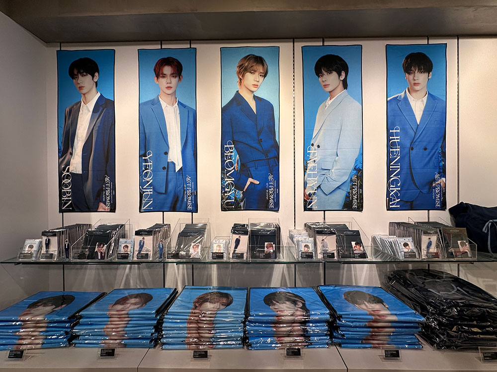 TOMORROW X TOGETHERのツアー開催を記念したポップアップストアを徹底