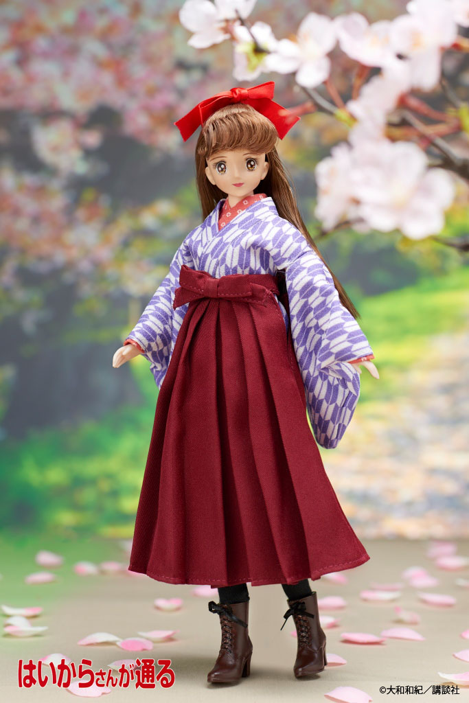はいからさんが通る」紅緒のドール、女学生と出版社勤務姿の2種類