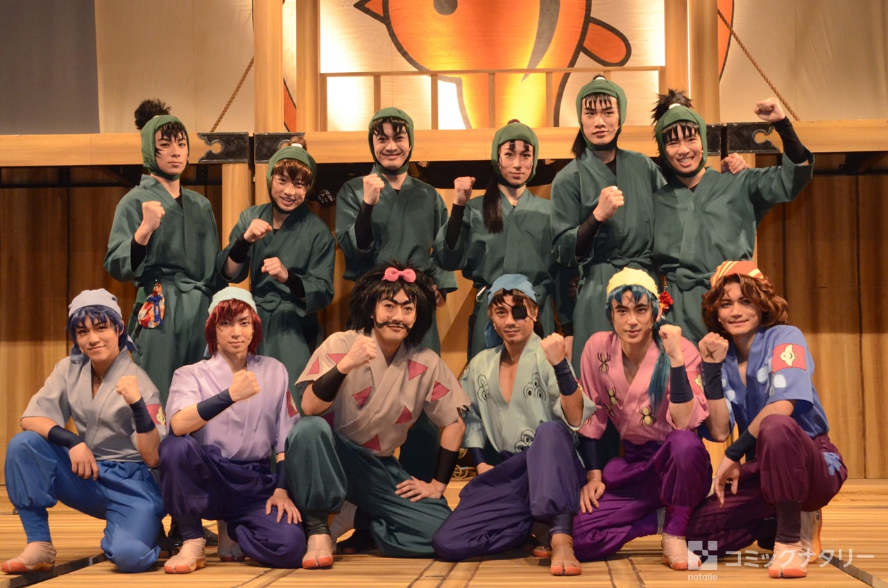 上段左から）食満留三郎役の小野一貴、善法寺伊作役の反橋宗一郎、潮江