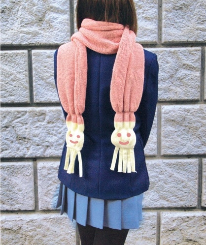 けいおん!!」唯＆憂、仲良し姉妹のマフラーを完全再現 - コミックナタリー