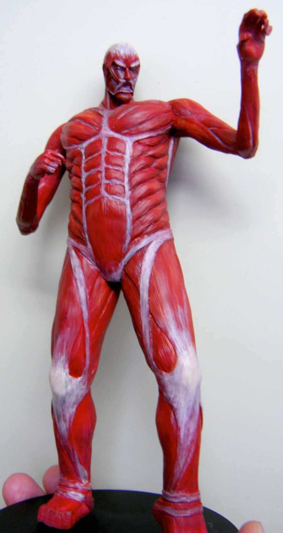 進撃の巨人 超大型巨人ソフビフィギュア 超大型巨人 ムキムキソフビ