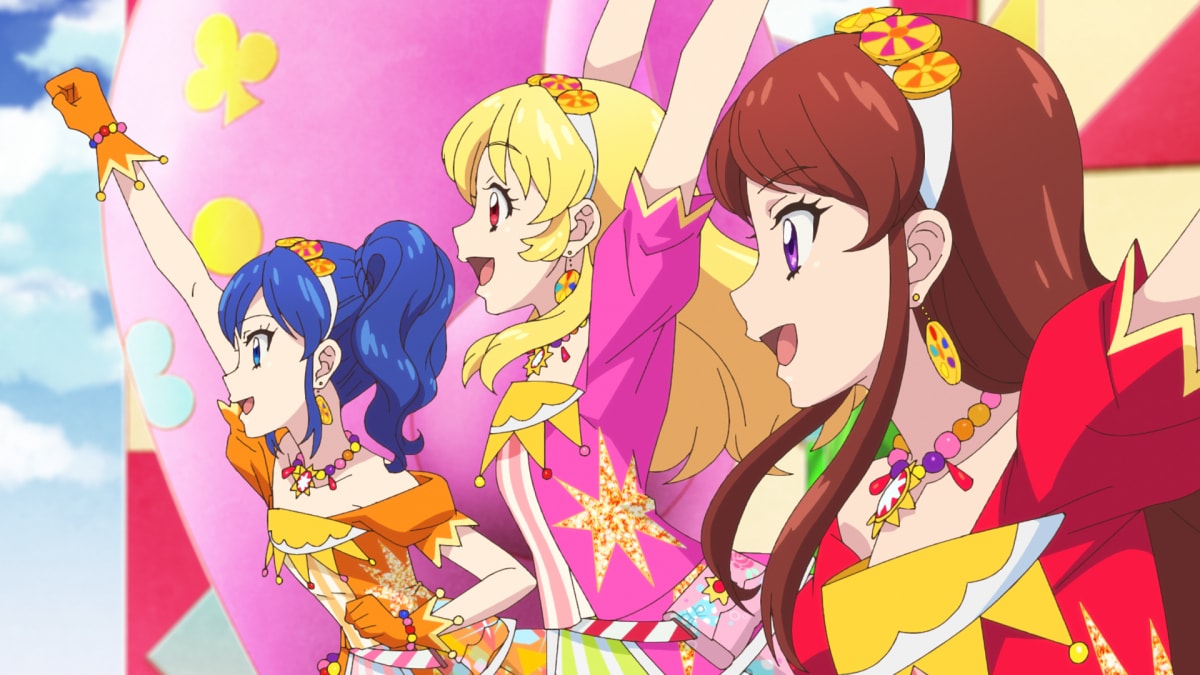 アイカツ！ 10th STORY ～未来へのSTARWAY～」の場面カット。(c)BNP