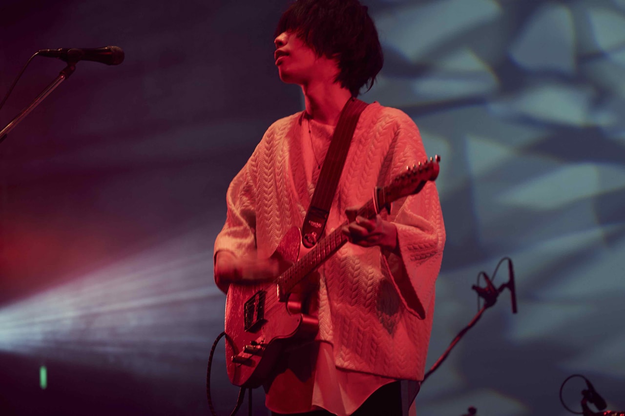 ハチ”と“米津玄師”をつないだ「花ゆり落ちる」千秋楽 - 音楽ナタリー