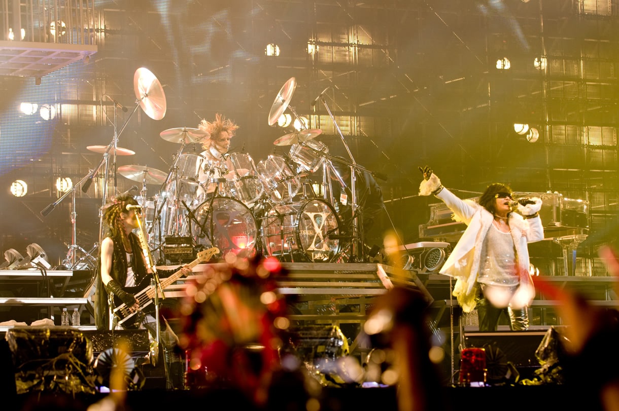 X JAPAN、3時間完全燃焼の「真夏の夜」ライブ - 音楽ナタリー