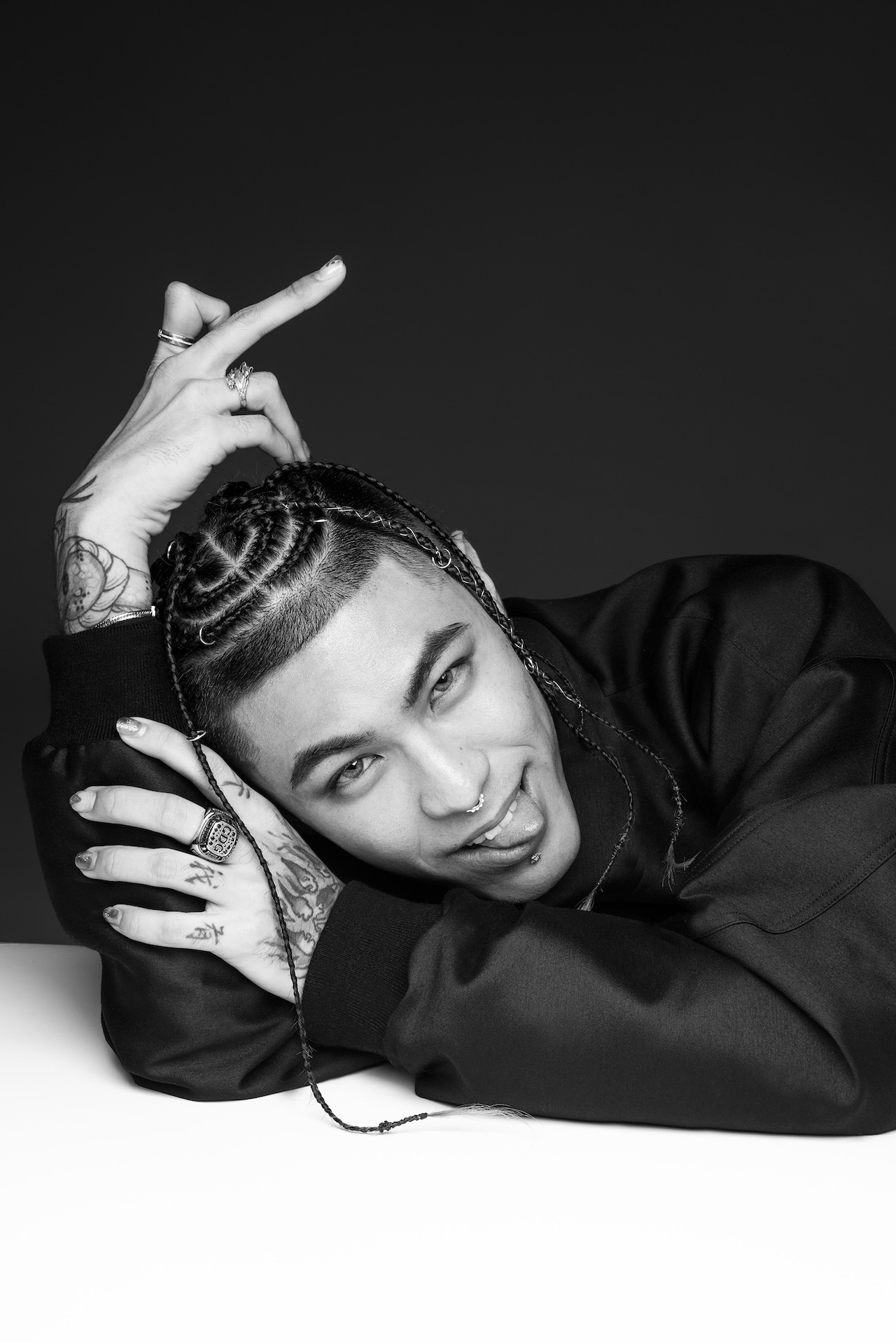 Awich×OZworld×CHICO CARLITO×唾奇ツアーで沖縄パワー炸裂、モンパチ