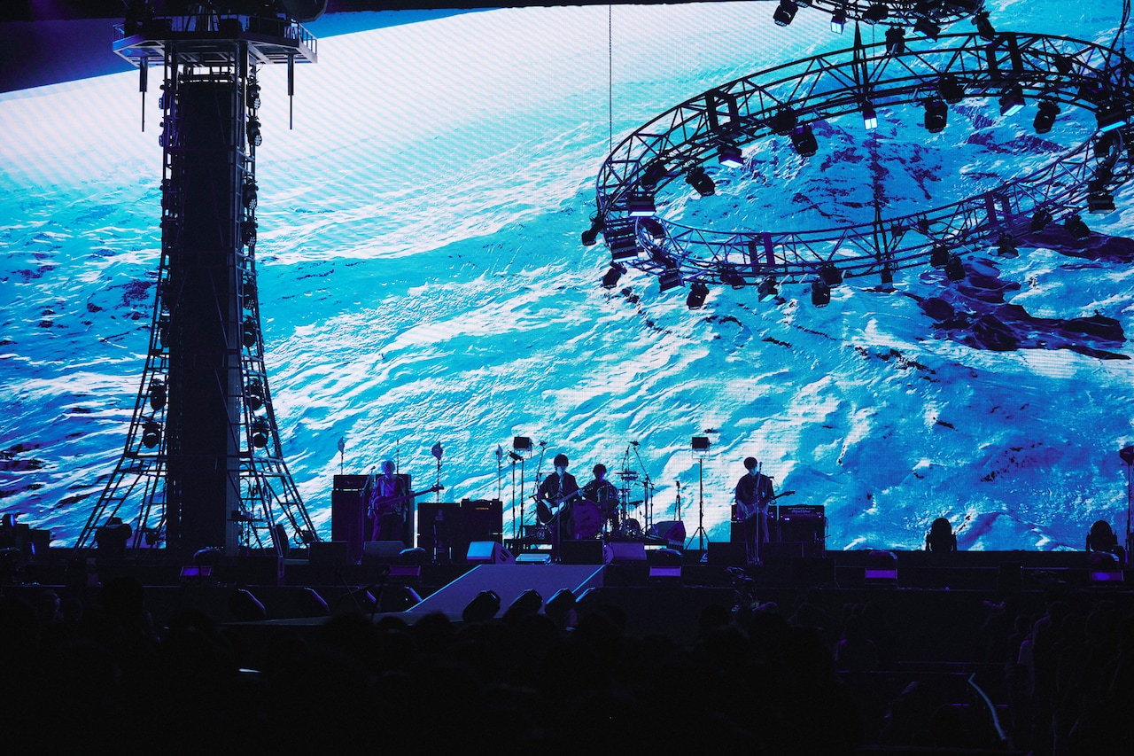 BUMP OF CHICKEN、28年目の扉を開けてツアー出航「28年続いたのは君が