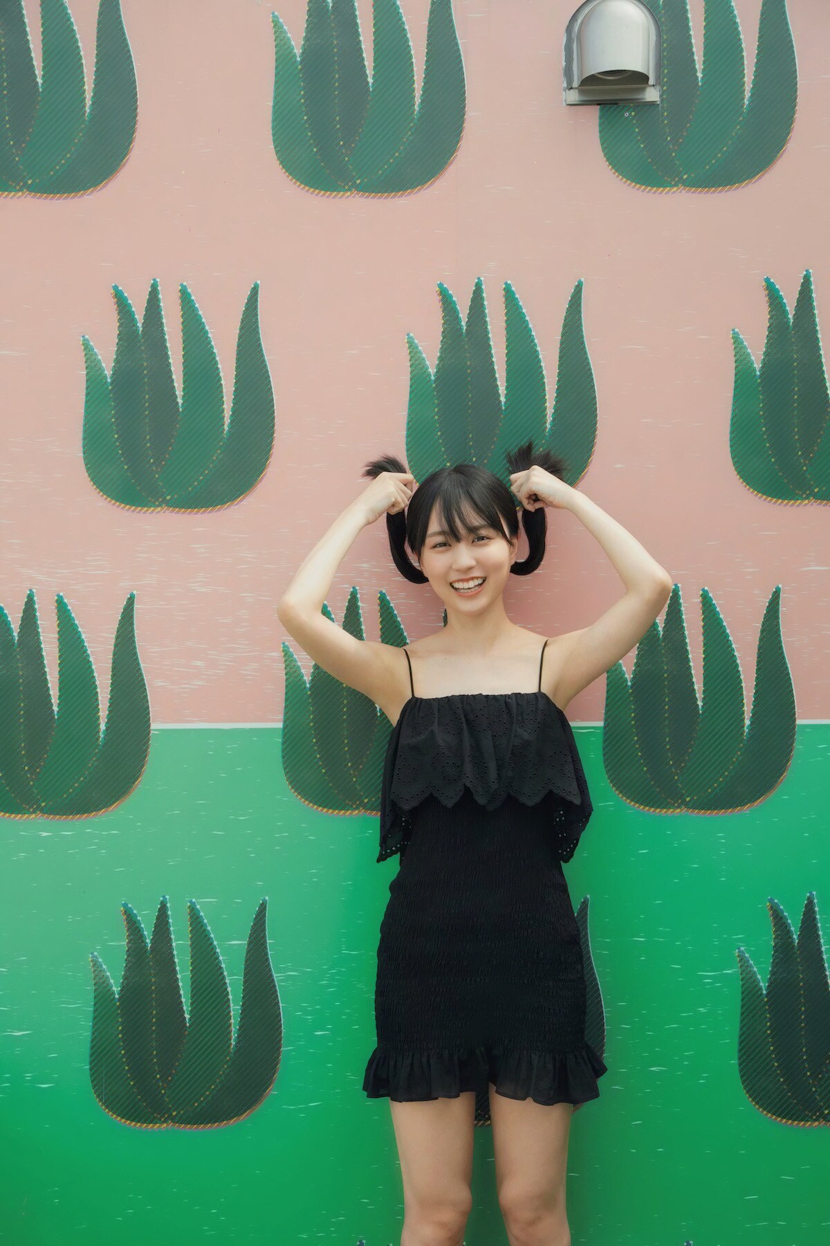 乃木坂46賀喜遥香がツインテールで無邪気なポーズ、山下美月も