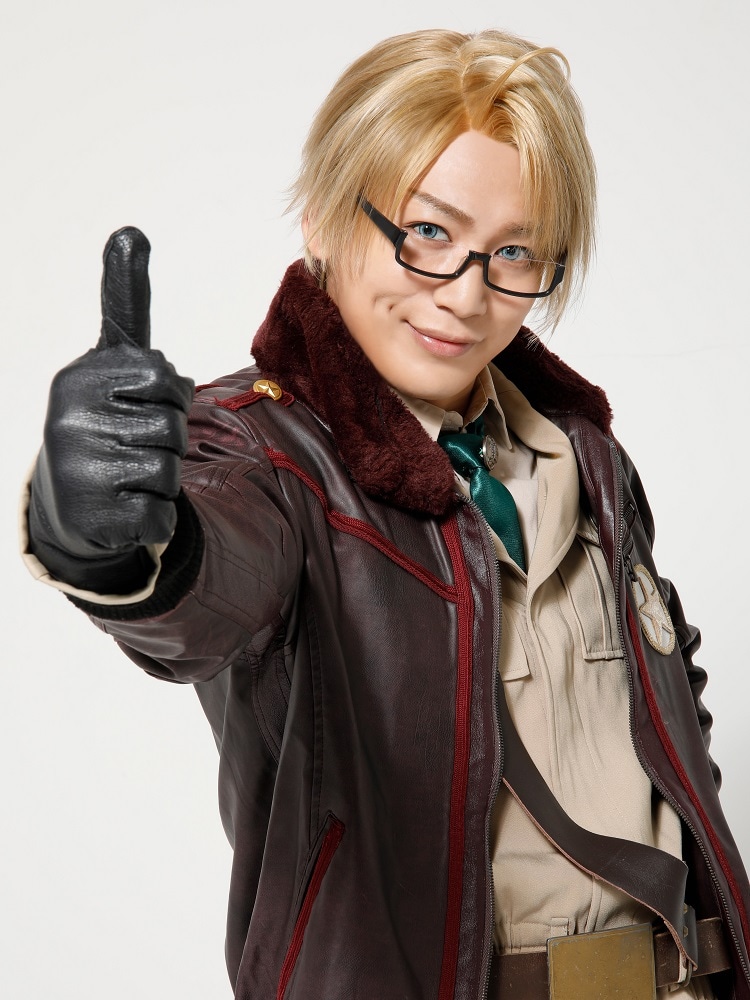 磯貝龍虎演じるアメリカ。 [画像ギャラリー 25/31] - コミックナタリー