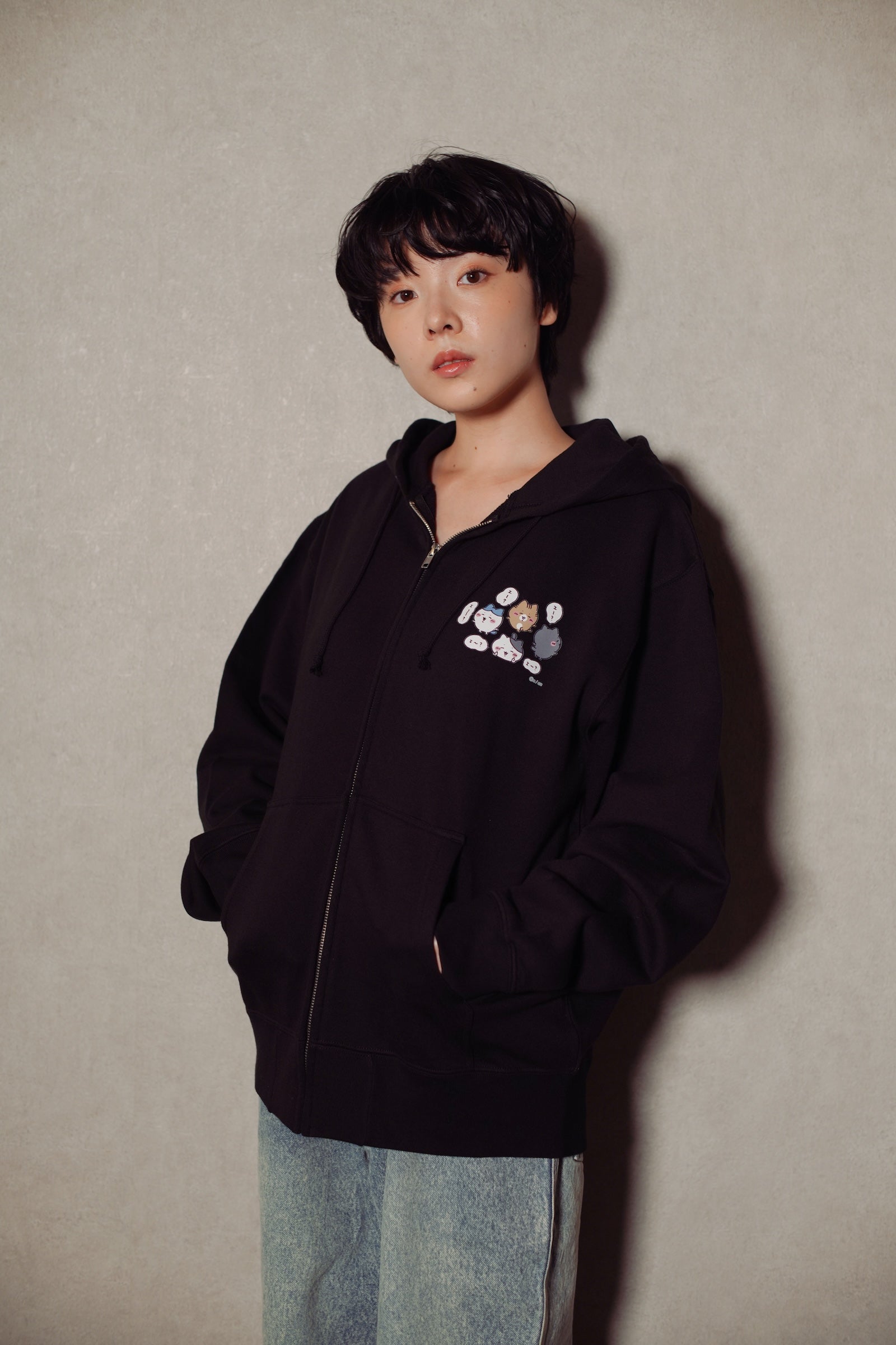 ちいかわ ハチワレの仲間たち ジップパーカー – Talking Heads ODM