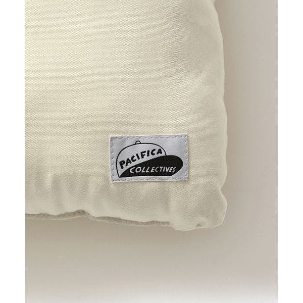 ボトルフィッシュクッション：花井祐介 | OIL - 現代アート・絵画の