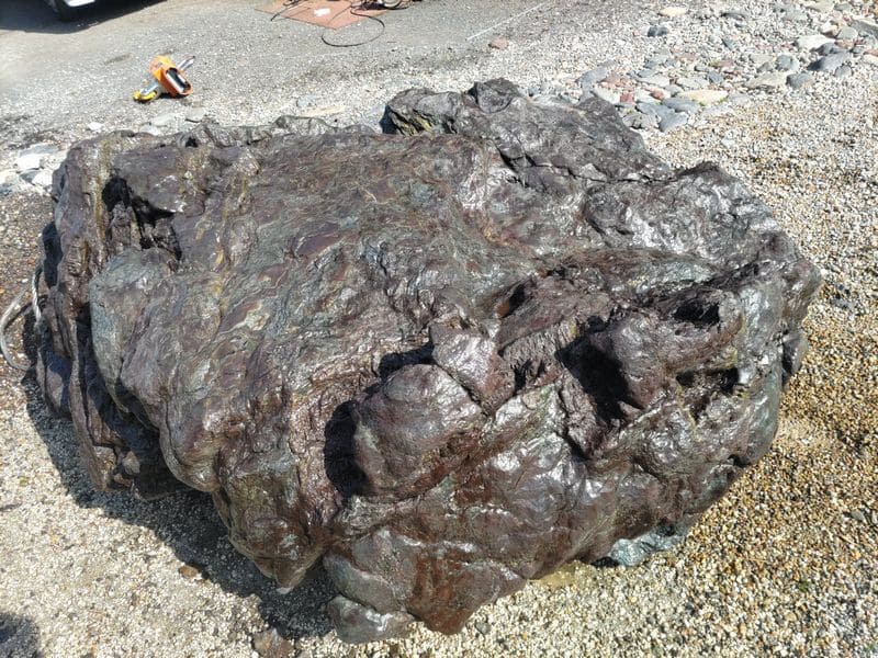 貴船石 - 大変貴重な日本の最高級銘石で加茂七石としても有名な庭石