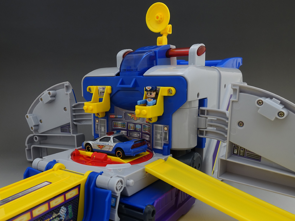 緊急発進! マグナムガーディアン トミカ マグナムレスキュー トミー