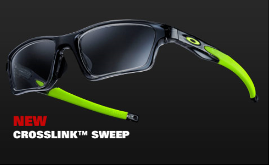 ビジネス、スポーツ両シーンで使えるメガネ、OAKLEY（オークリー）の