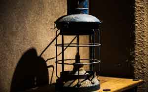 カンテラ / 合図灯｜OMUSUBI - キャンプの教科書サイト