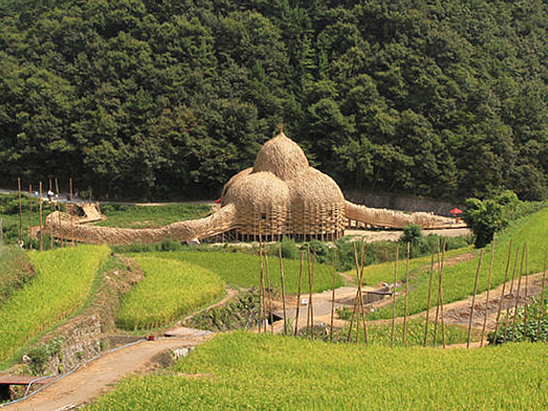 瀬戸内国際芸術祭2016～小豆島中山ワン・ウェンチー作｜アート作品