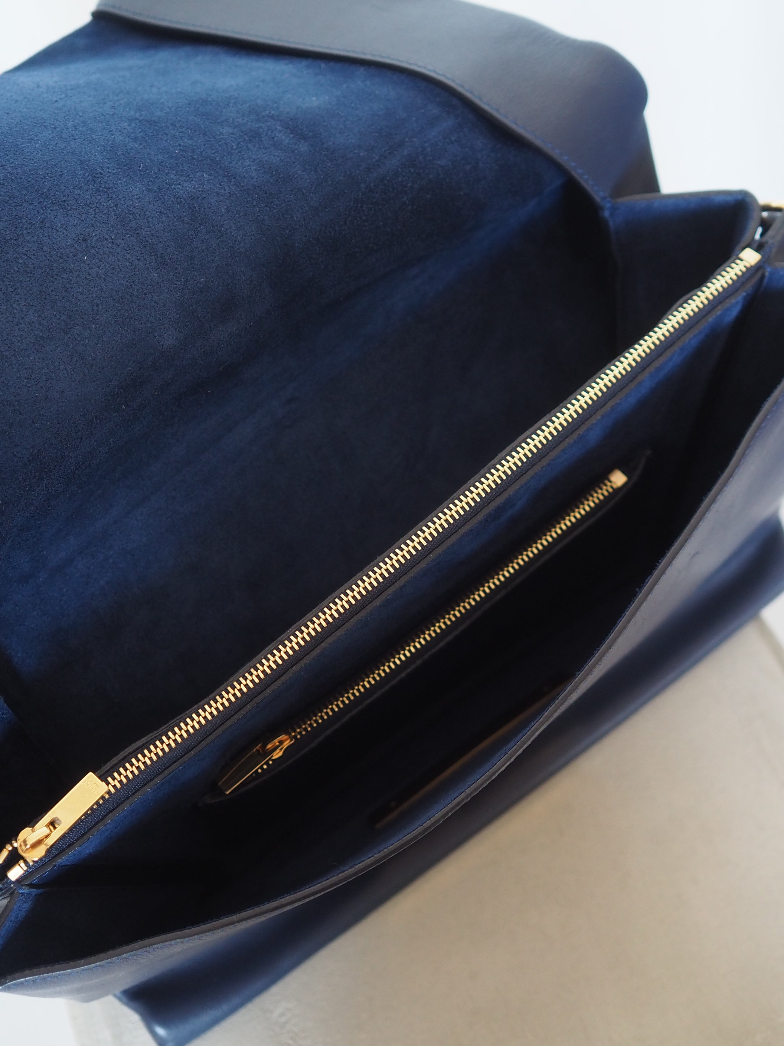 CELINE セリーヌ ブレード ショルダーバッグ フィービー ブルー レザー