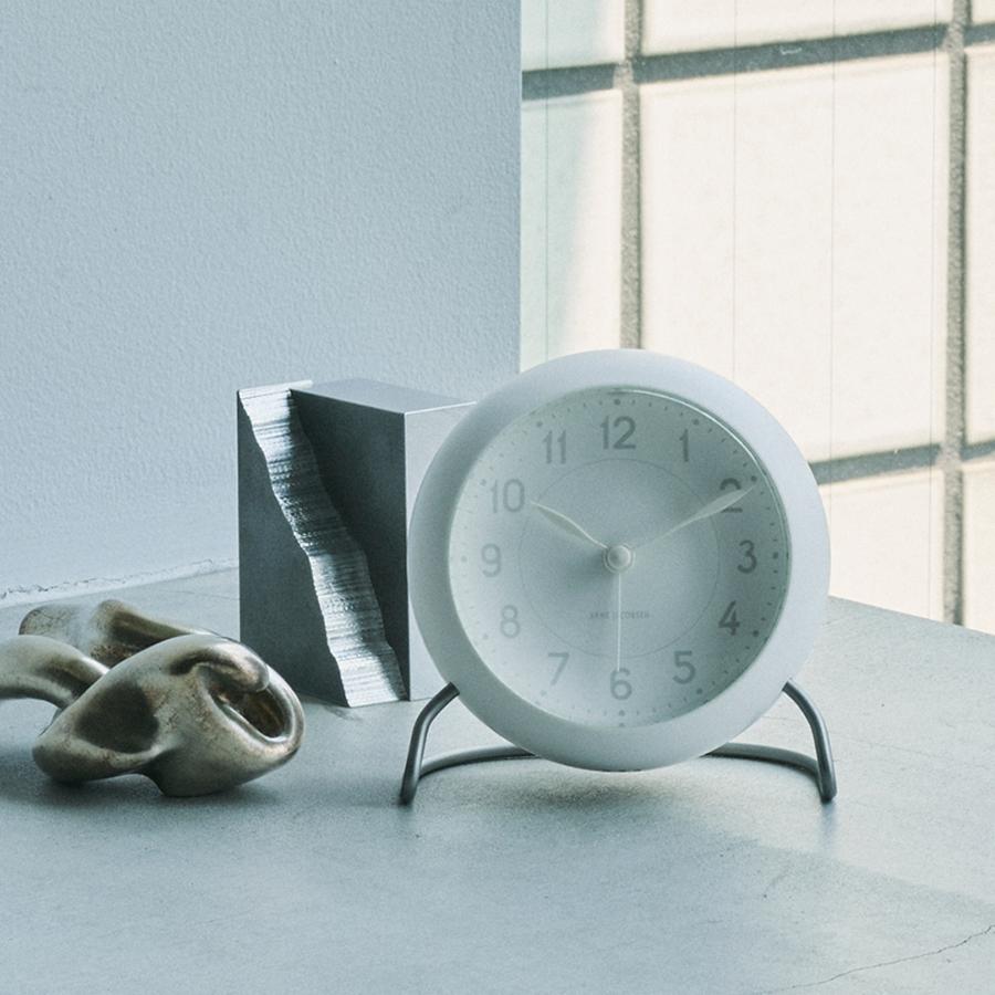 数量限定] ARNE JACOBSEN STATION テーブルクロック Bellevue｜【公式