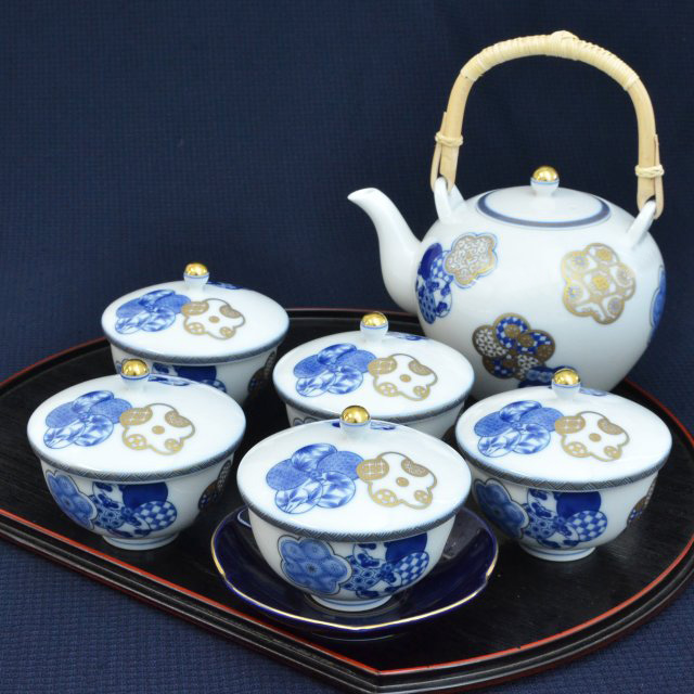 染錦梅花祥瑞）高級茶器セット（急須・湯のみセット）|有田焼の老舗