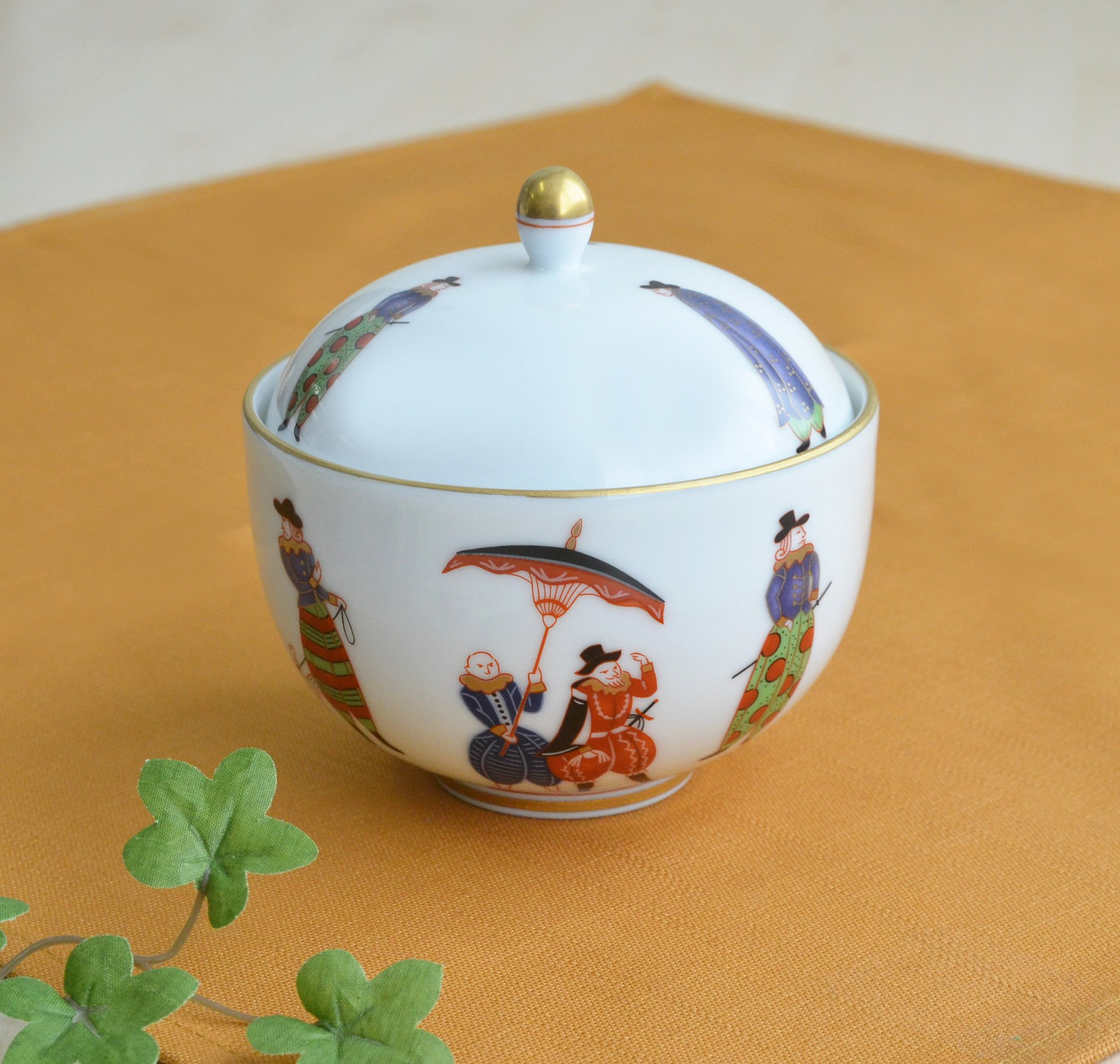 和蘭陀人）蓋物|有田焼の老舗-香蘭社オンラインショップ