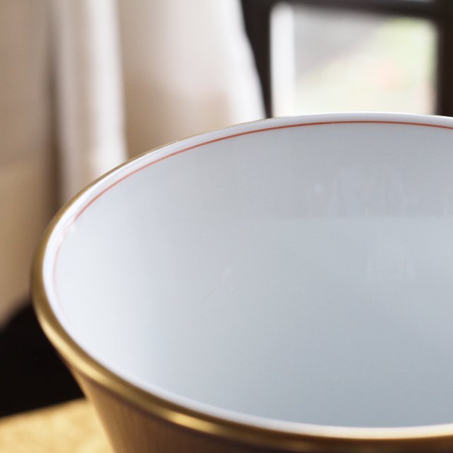 ルリ春蘭）花瓶|有田焼の老舗-香蘭社オンラインショップ