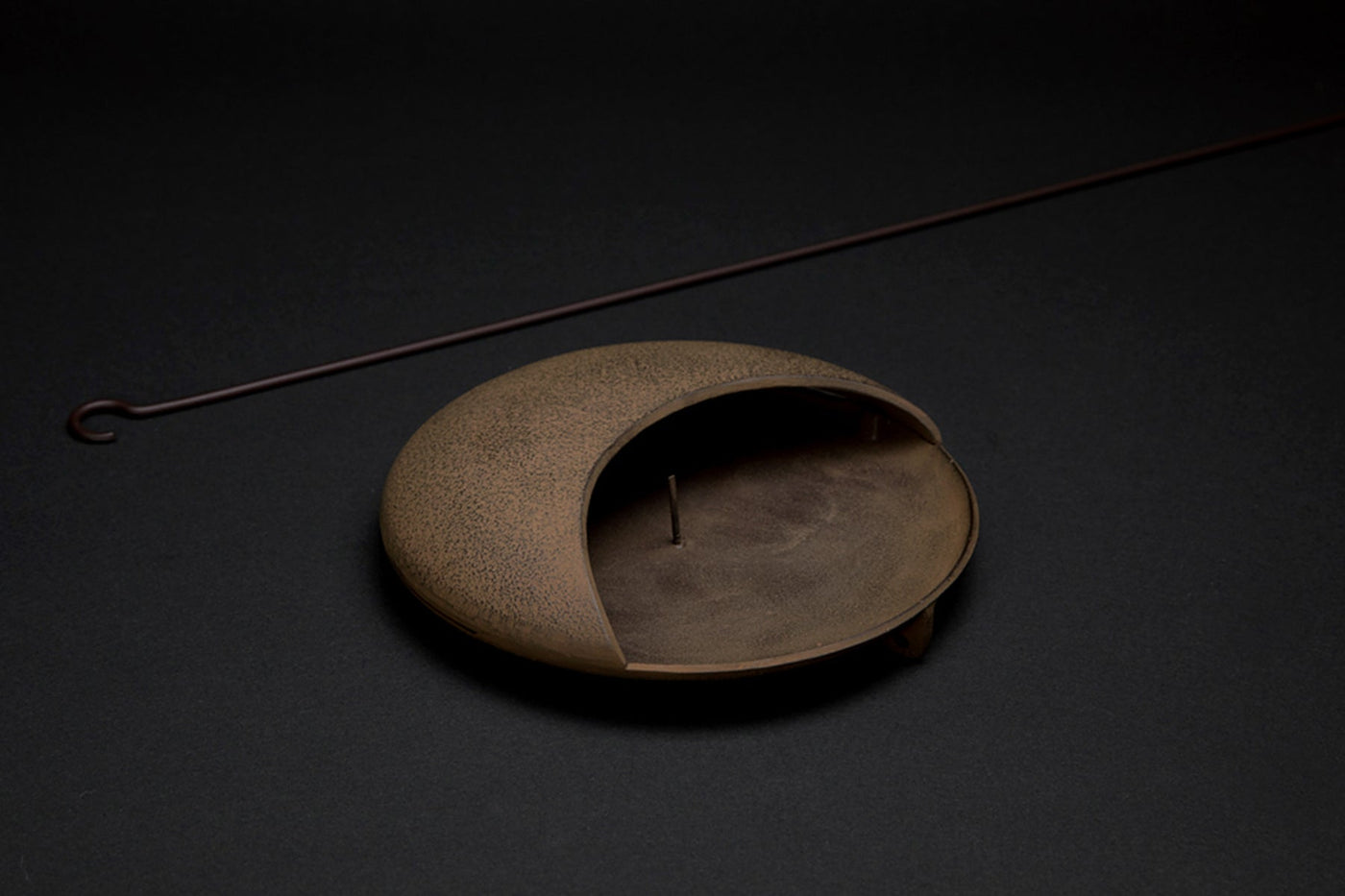 蚊取線香立 – HIGASHIYA Online Shop