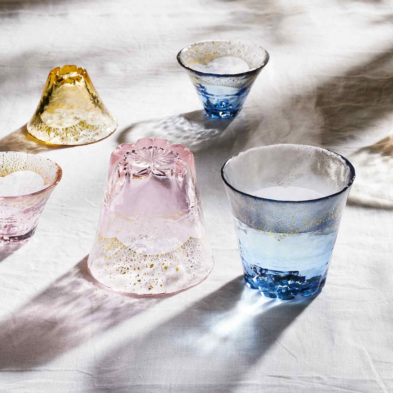 お湯わり焼酎ぐらす（琥珀・金箔） 42160TS-G-LGAB / 東洋佐々木ガラス