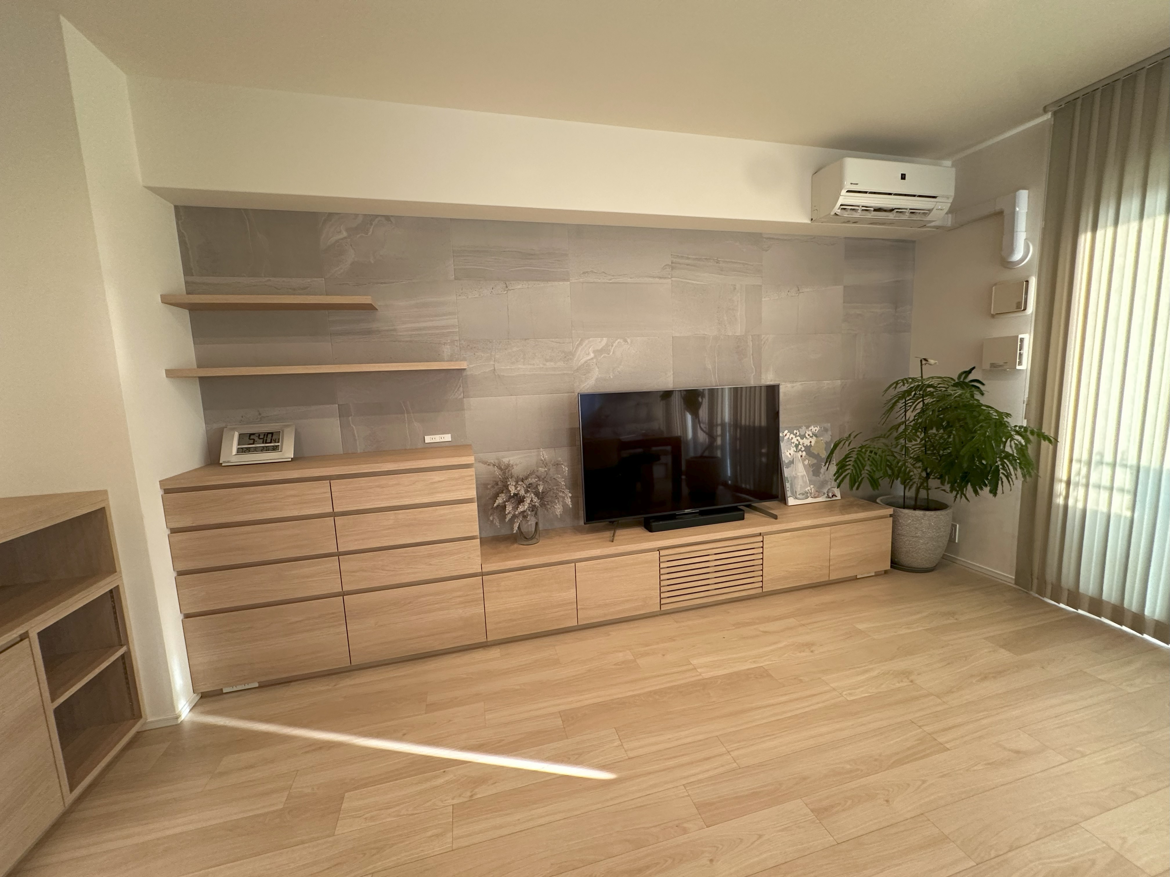 大阪のオーダー家具なら丁寧が1番のBOND｜食器棚・壁面収納・TVボード