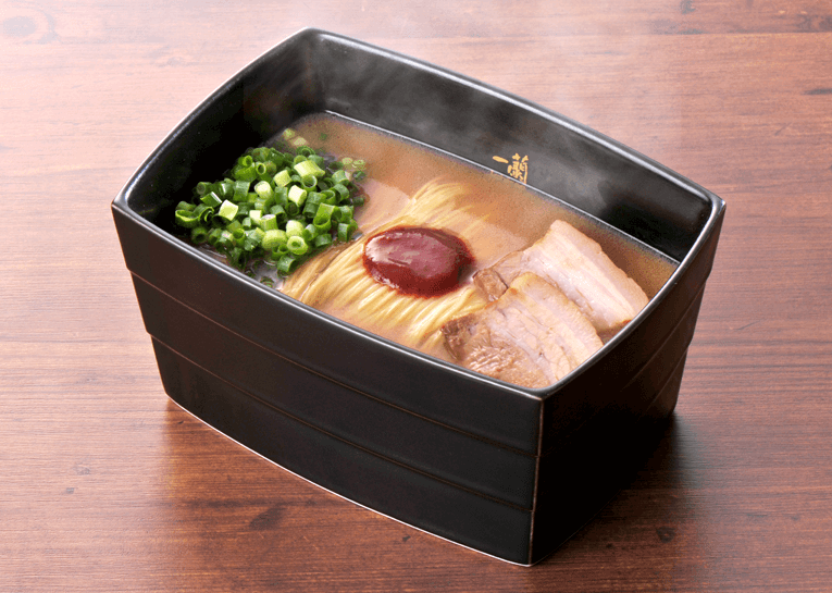 一蘭「本店」は味違う？福岡限定メニュー「重箱」釜だれとんこつとは