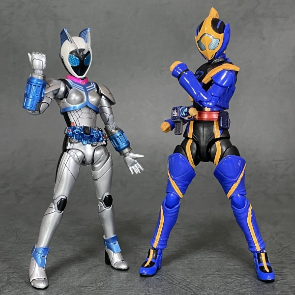 S.H.Figuarts】「仮面ライダージャンヌ コブラゲノム＆ラブコフ