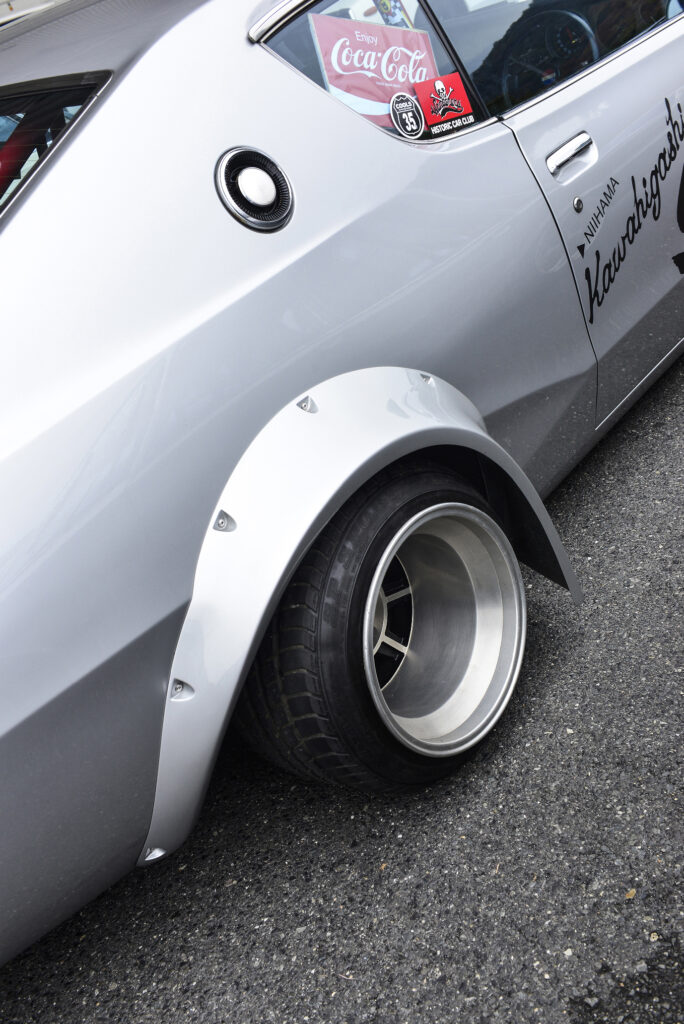 ワイドフェンダーに深リムのハヤシストリート | ossanauto