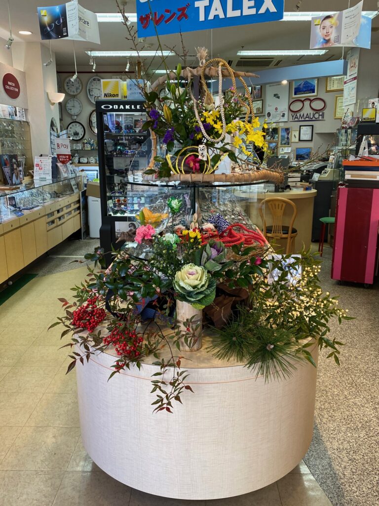 恒例 新春初売り2024ご案内 | TALEXプロショップ メガネの山内