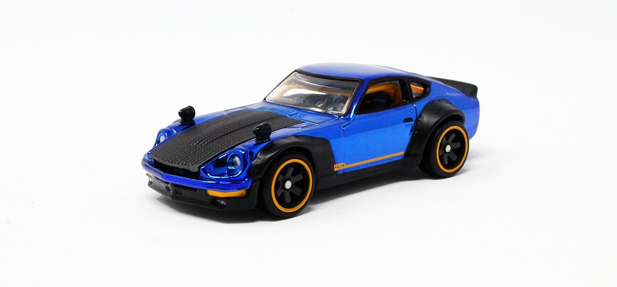 RLC sELECTIONs: CUSTOM '72 DATSUN 240Z – ORANGE TRACK DIECAST