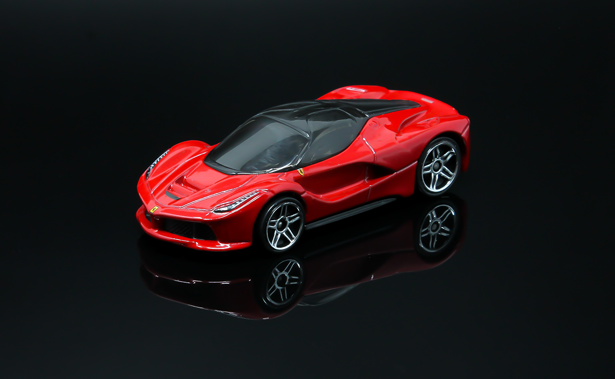 HWOTD // HW City – Speed Team (2014 New Models): LaFERRARI