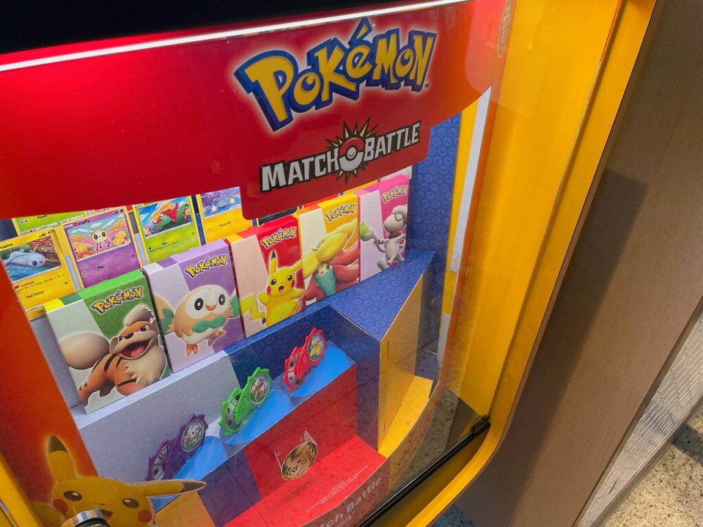 2022年海外マクドナルドのハッピーセットポケモンカード【ポケカ