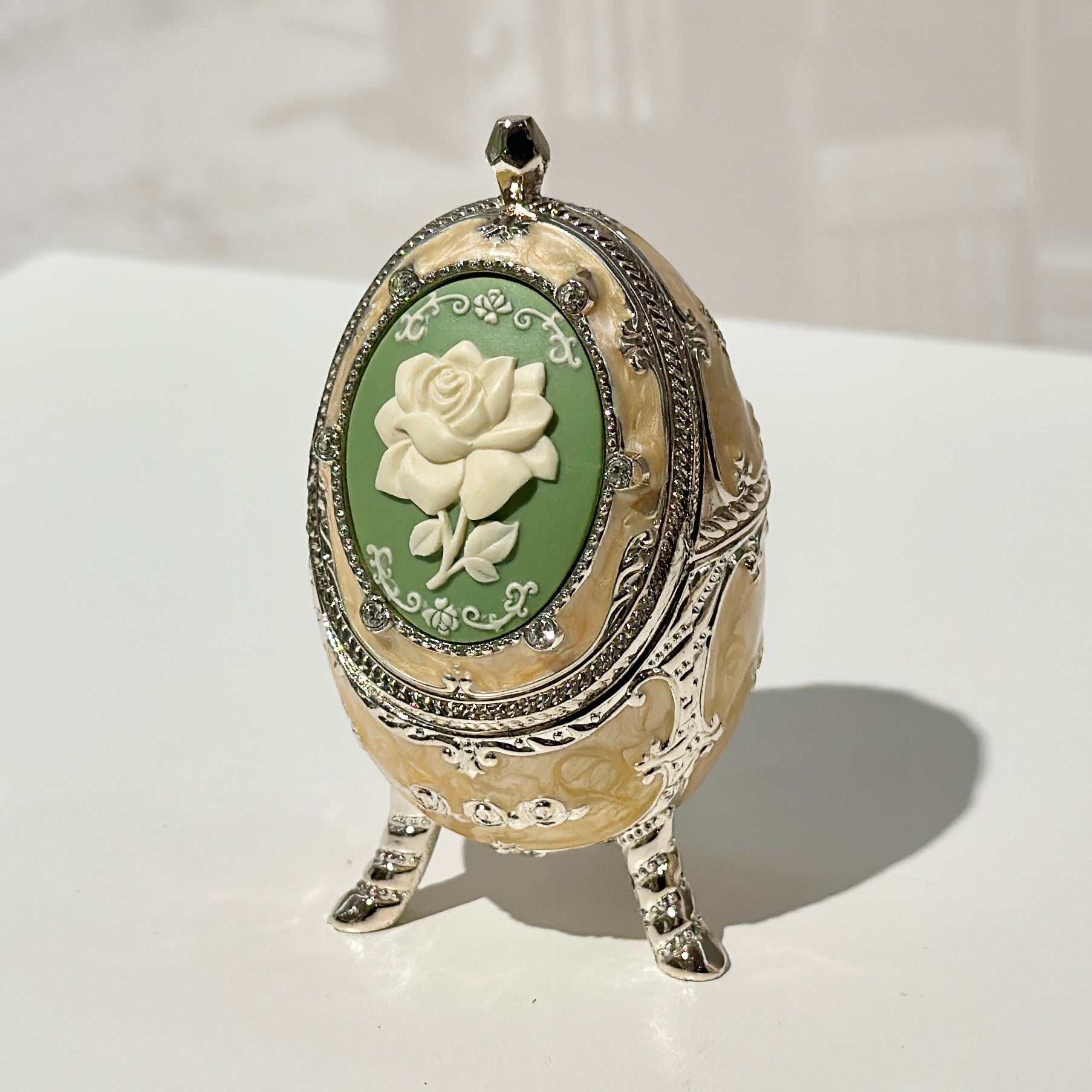 エッグ型宝石箱オルゴール – オルゴールギャラリー