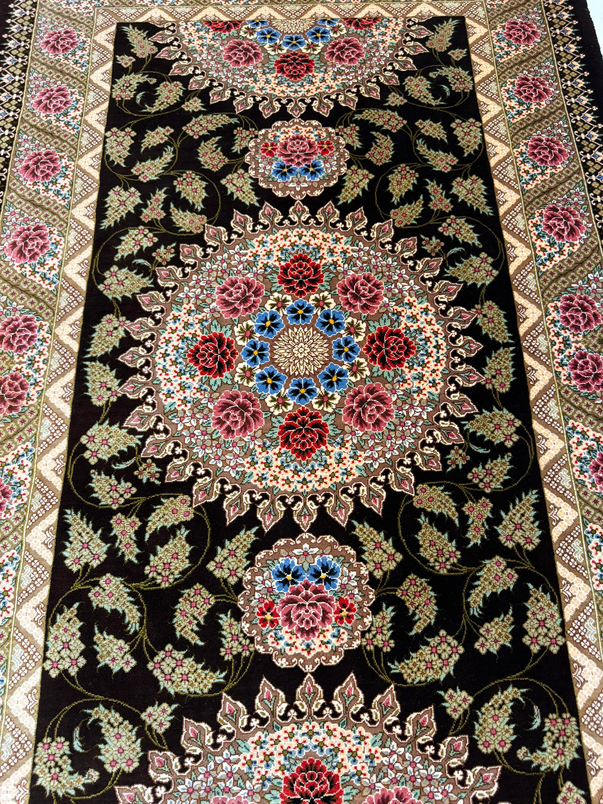 高級ペルシャ絨毯クム産シルク100％ ジャディ工房 123×78cm（FN-10039