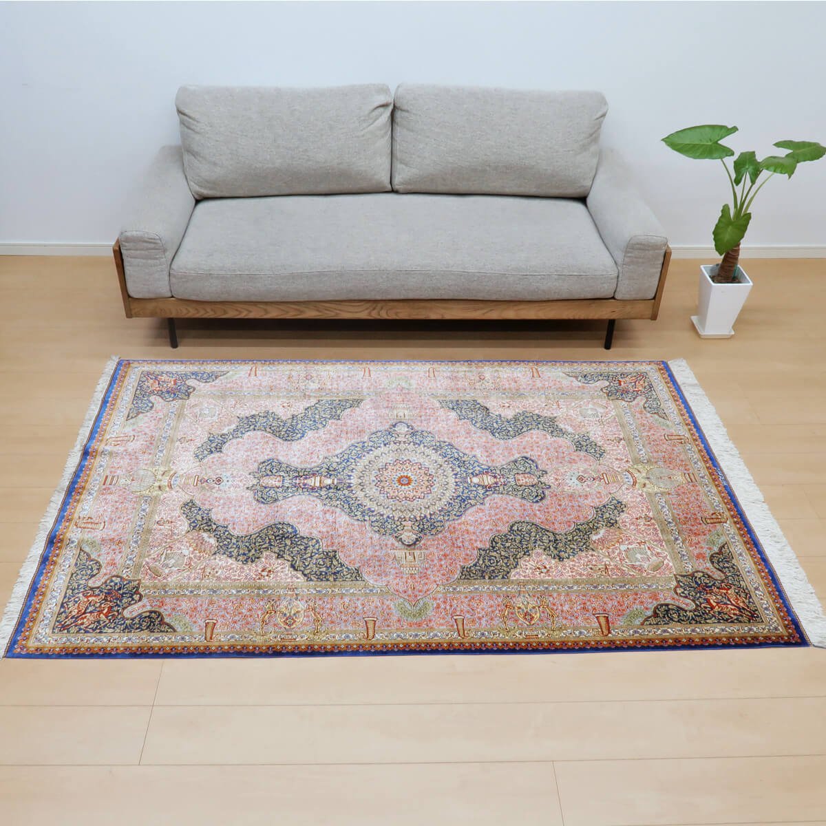 高級ペルシャ絨毯クム、シルク100％ ジャムシーディ 200×131cm（FL