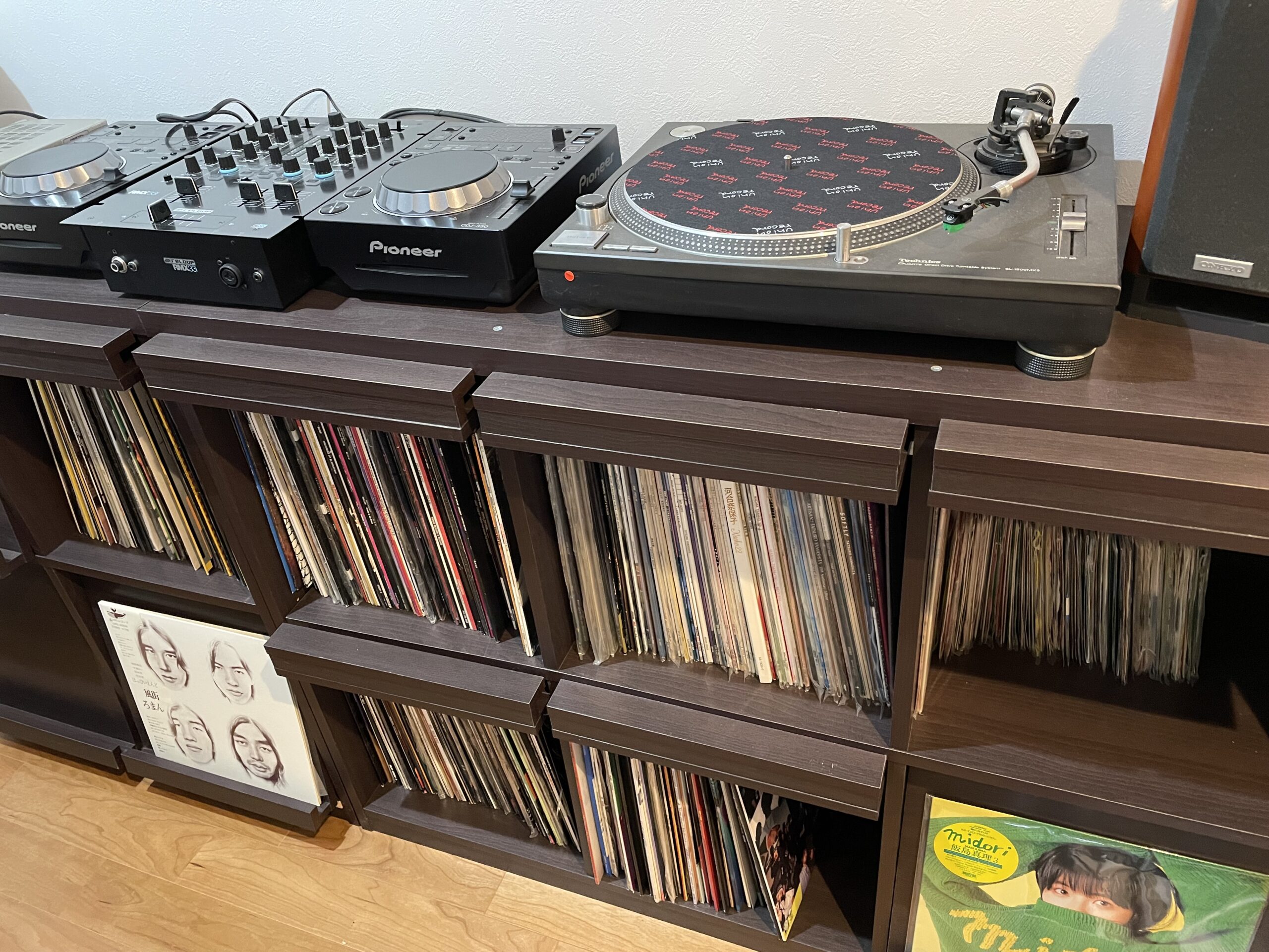 地震、耐震のためのレコード収納方法、おすすめのレコードラック・棚
