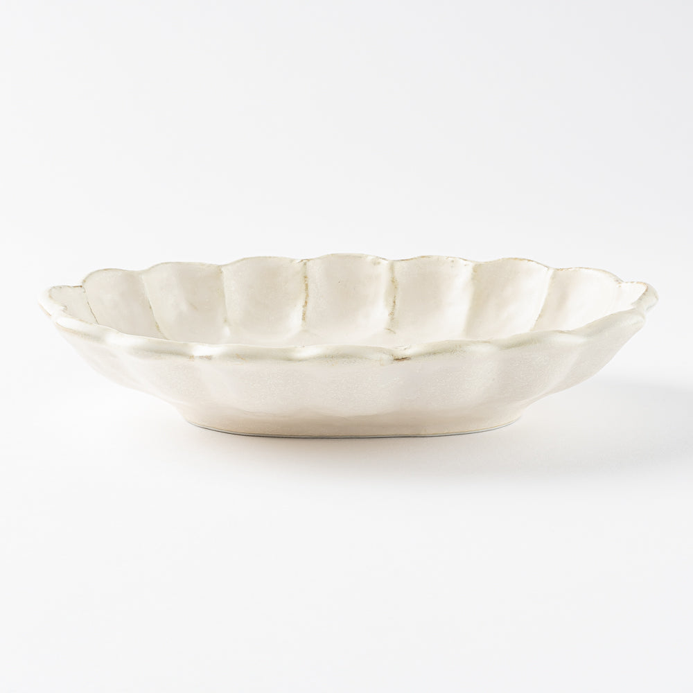 カネコ小兵製陶所 リンカ 白練 28オーバルボウル ¥5,500 大人の焼き物