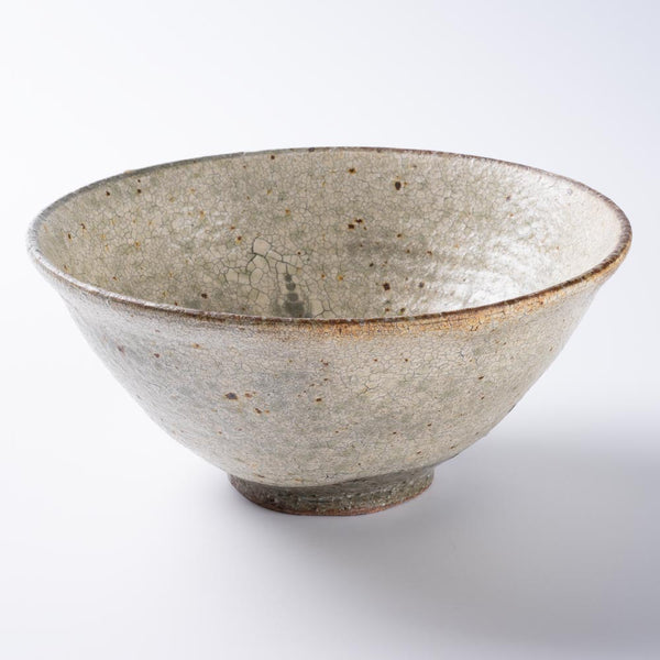 作家 馬渡新平 灰釉ヒビ粉引き 鉢6寸 ¥5,500 大人の焼き物