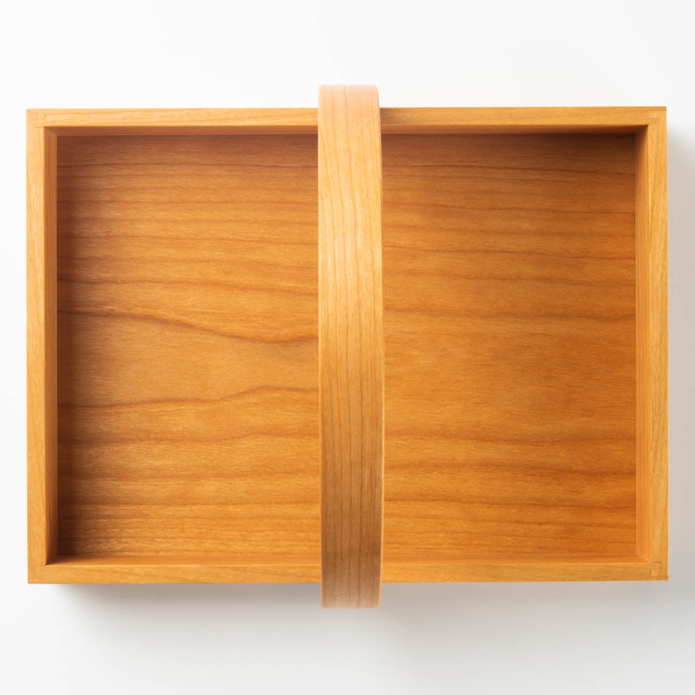 作家 岡野達也 ワンハンドルトレー チェリー材 ¥13,654 大人の焼き物