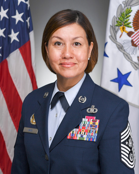 アメリカ空軍最先任上級曹長に初の女性が就任 アジア系アメリカ人