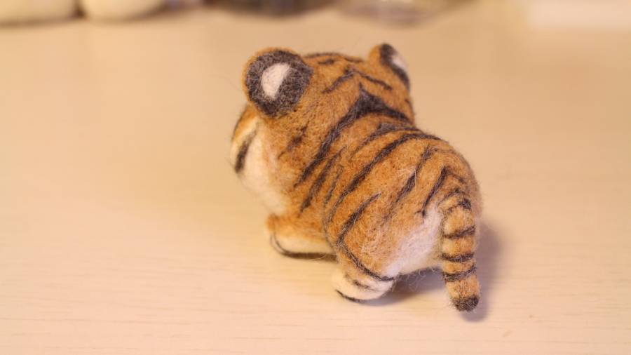 虎がまんまるフォルムに 癒やしたっぷりの羊毛フェルト作品｜Infoseek