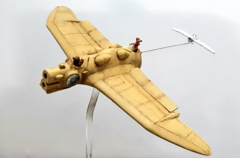 風の谷のナウシカ」のガンシップを1/144スケールで再現 王蟲約200匹も