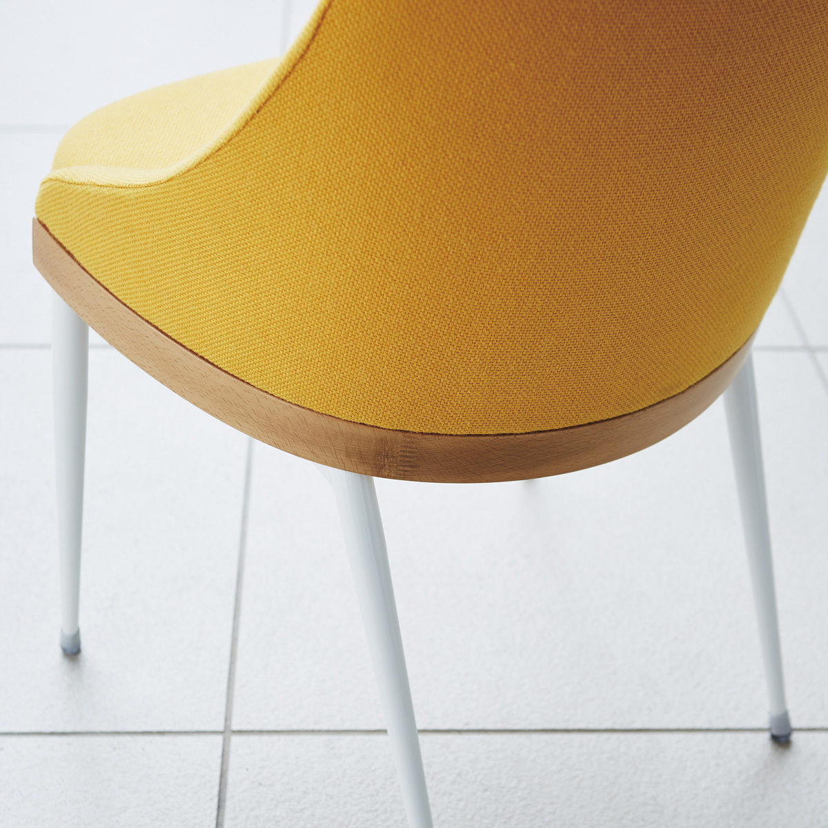 Element[エレメント] | QUON（クオン）業務用イス・テーブルメーカーの