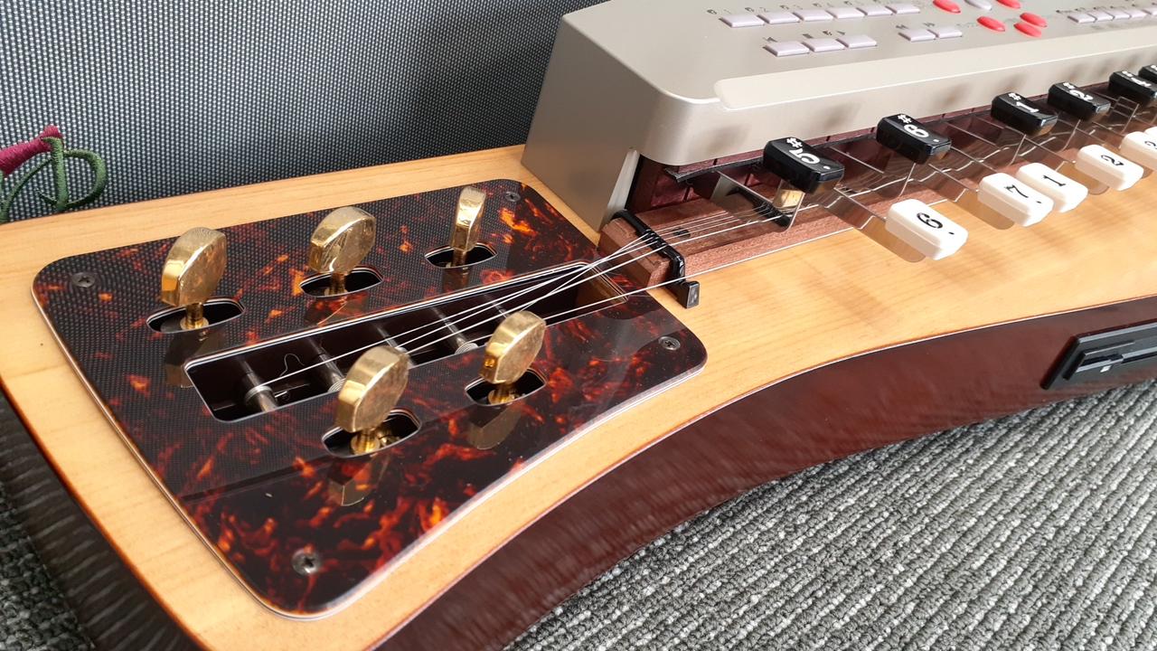 スズキ(SUZUKI)|電気大正琴 あゆ|【ハードオフ公式通販】オフモール