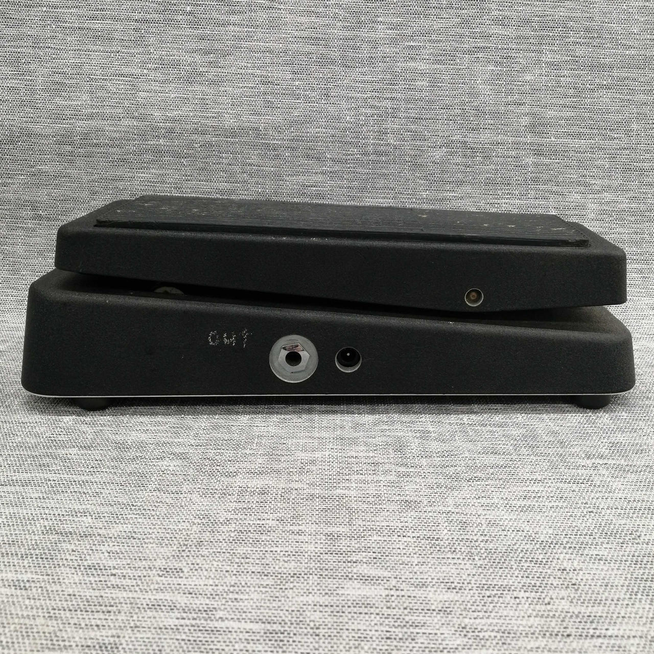 CRY BABY|ワウペダル|【ハードオフ公式通販】オフモール|1010490000042037