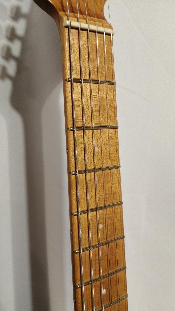 シャーベル(CHARVEL)|エレキギター|【ハードオフ公式通販】オフモール